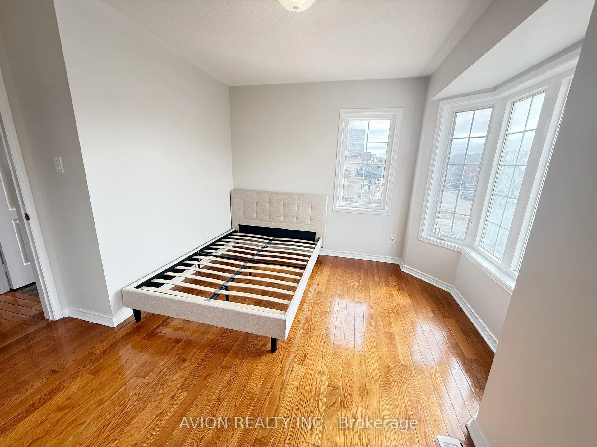 Photo 12 of 235 Fred Mclaren Boulevard, Markham, Wismer — HOMEH