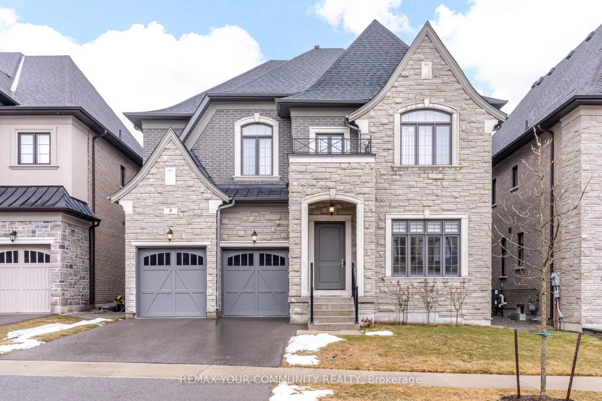 Photo 1 of 9 Casavant Court, Vaughan, Patterson — HOMEH