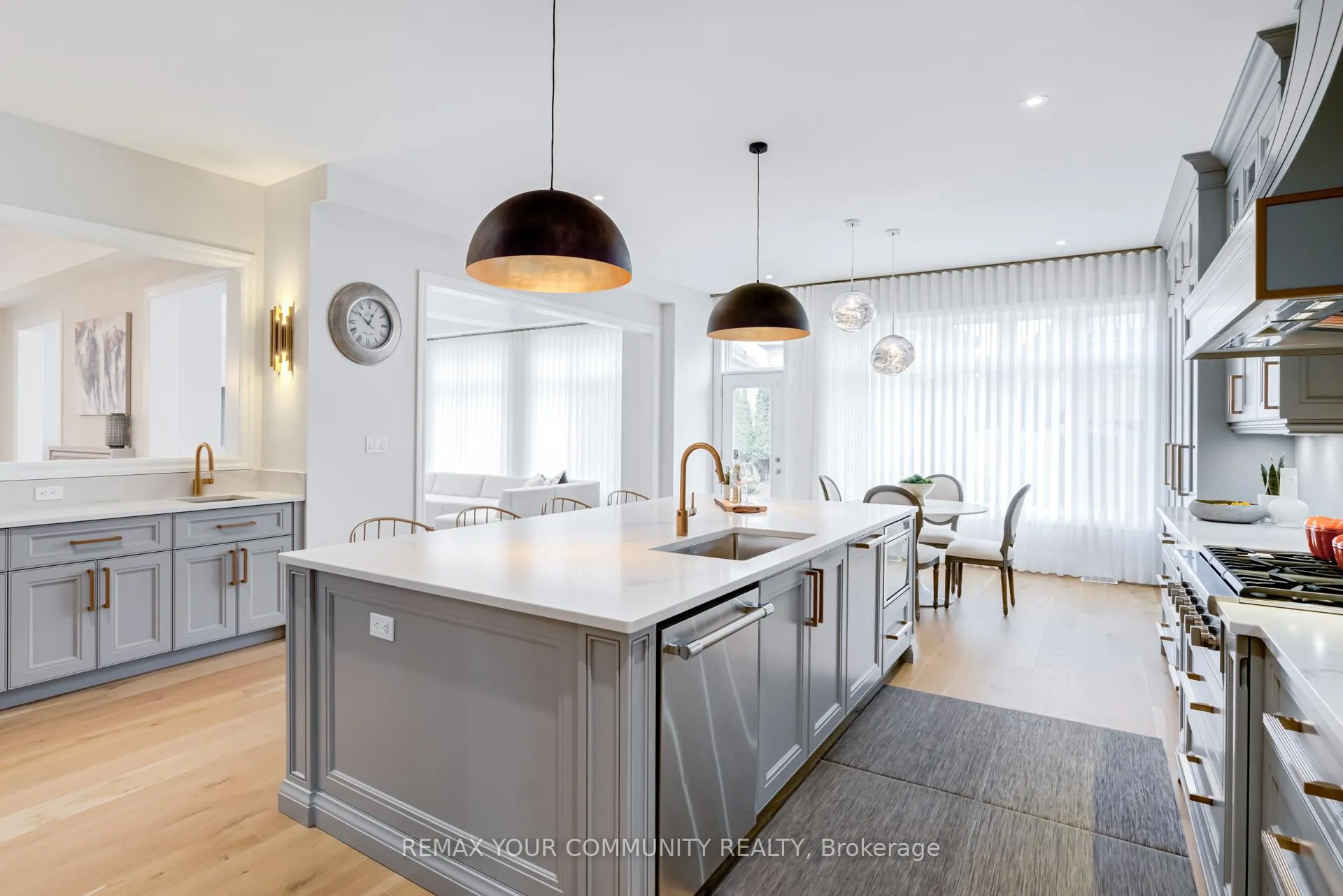 Photo 10 of 9 Casavant Court, Vaughan, Patterson — HOMEH