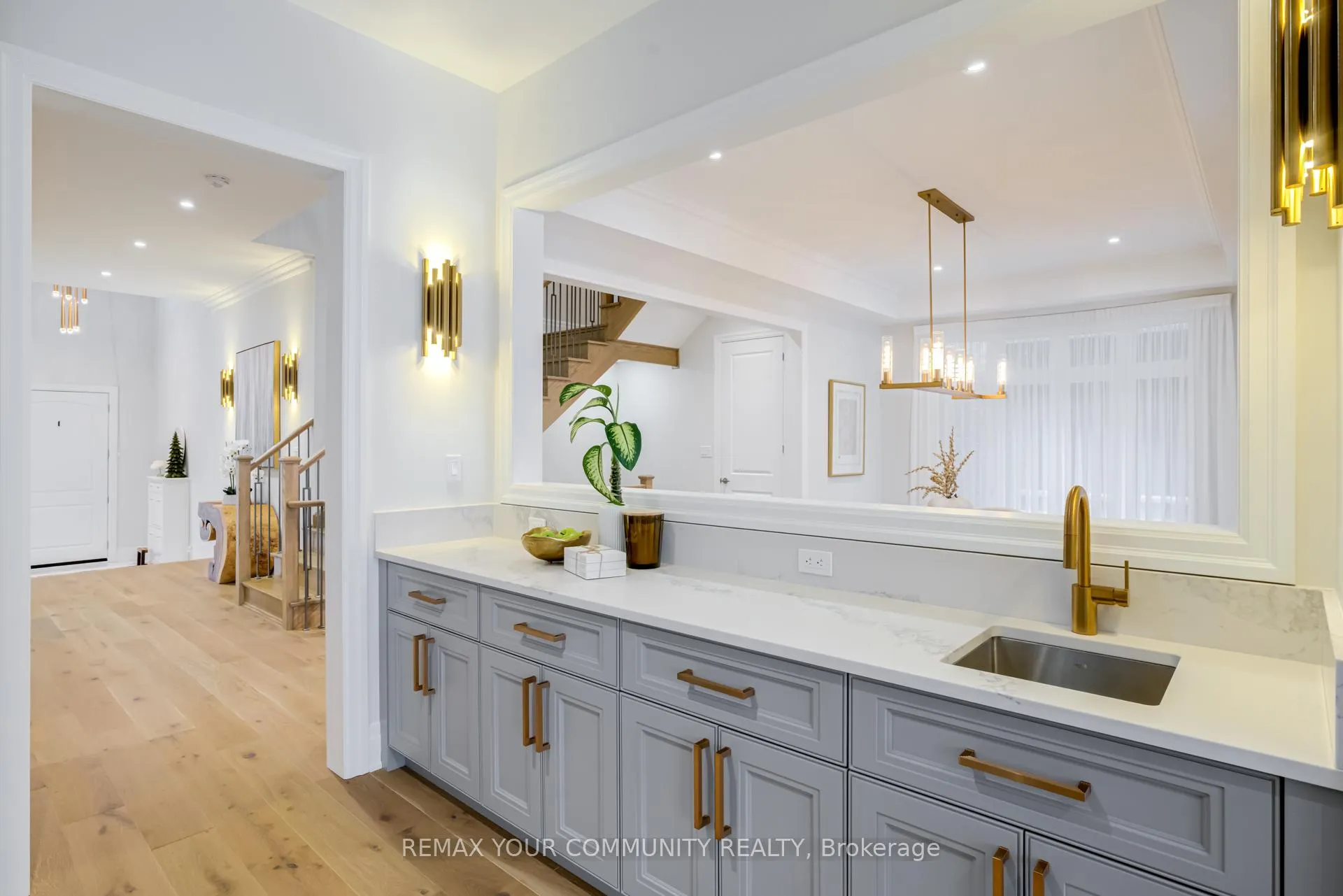 Photo 15 of 9 Casavant Court, Vaughan, Patterson — HOMEH