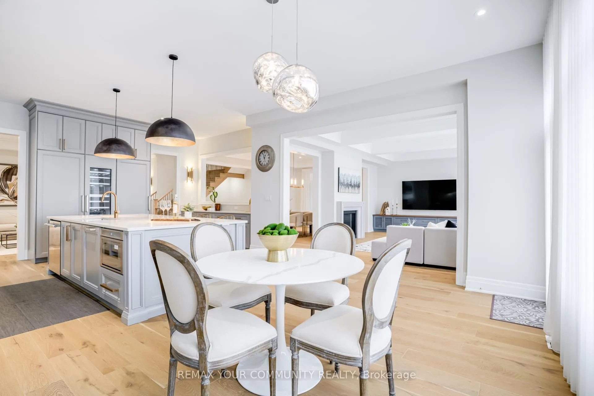 Photo 17 of 9 Casavant Court, Vaughan, Patterson — HOMEH