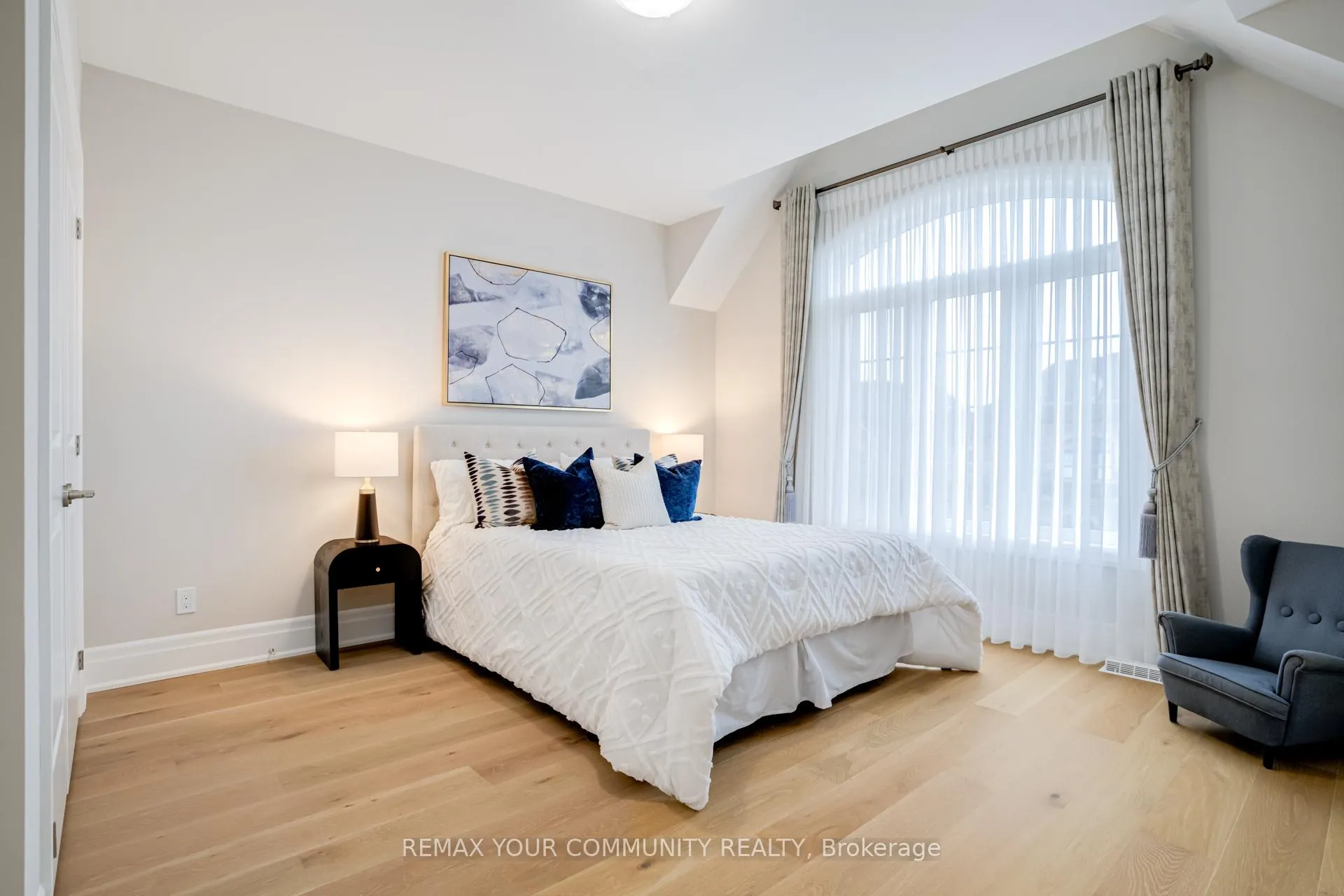 Photo 34 of 9 Casavant Court, Vaughan, Patterson — HOMEH