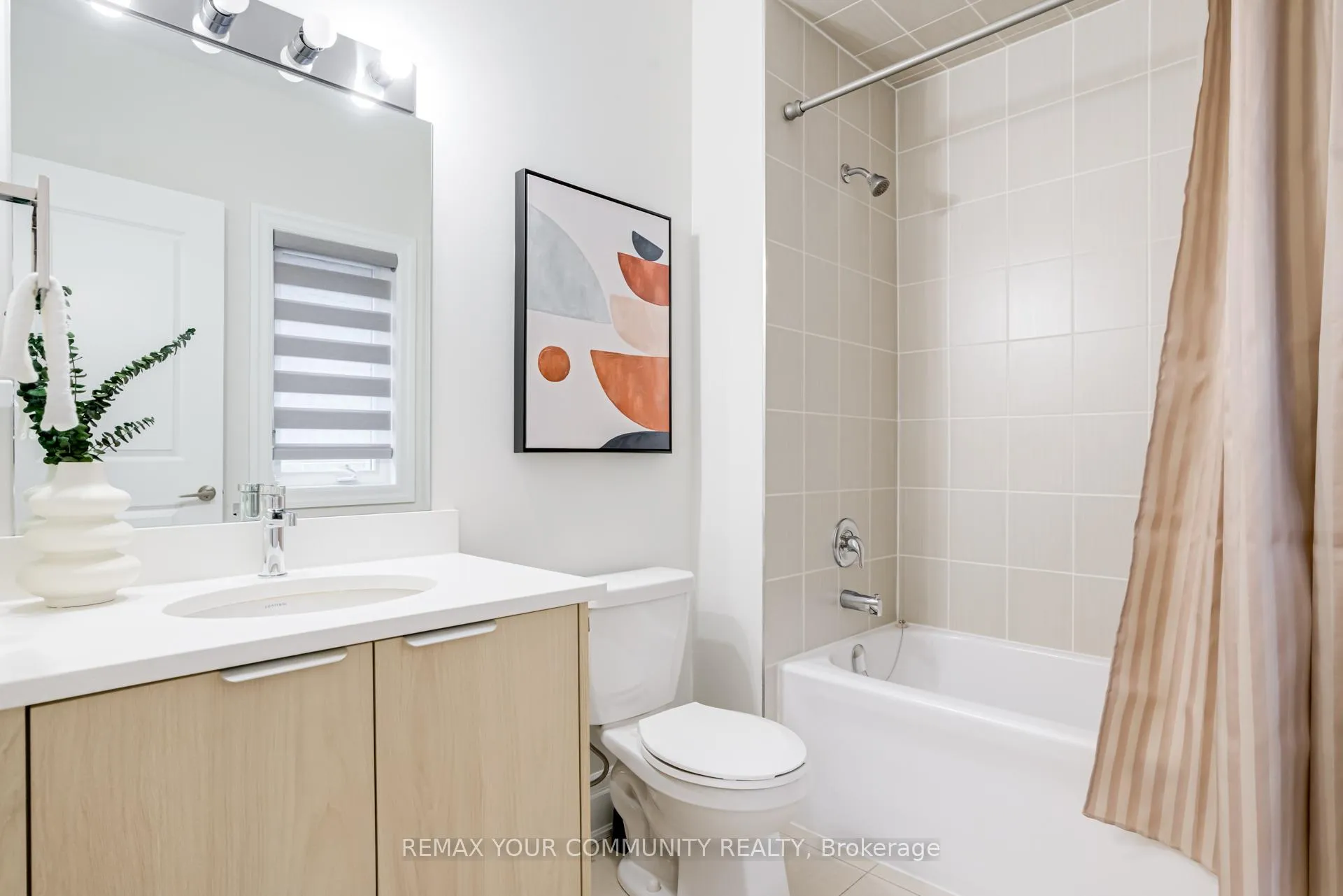 Photo 38 of 9 Casavant Court, Vaughan, Patterson — HOMEH