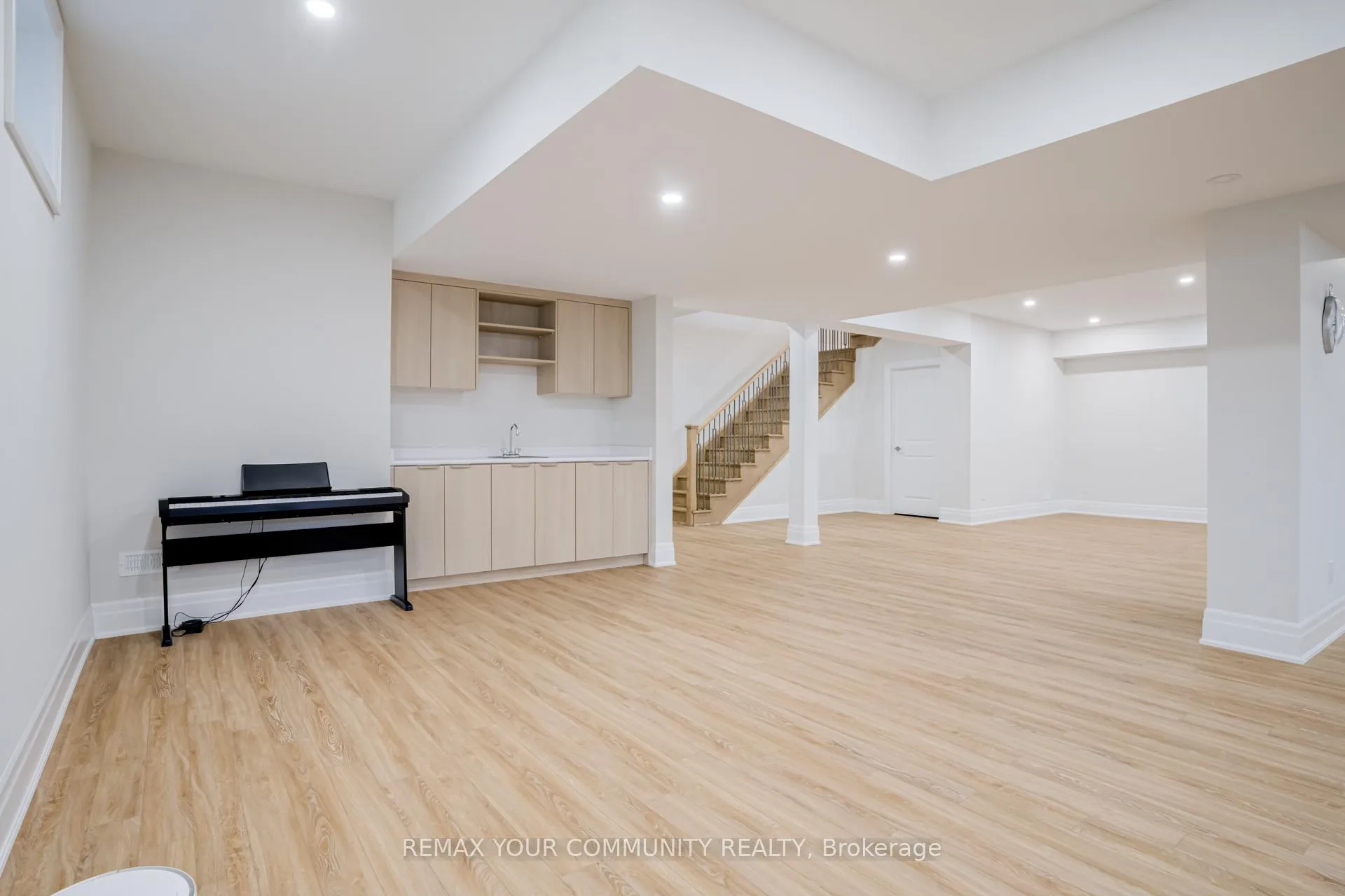Photo 41 of 9 Casavant Court, Vaughan, Patterson — HOMEH