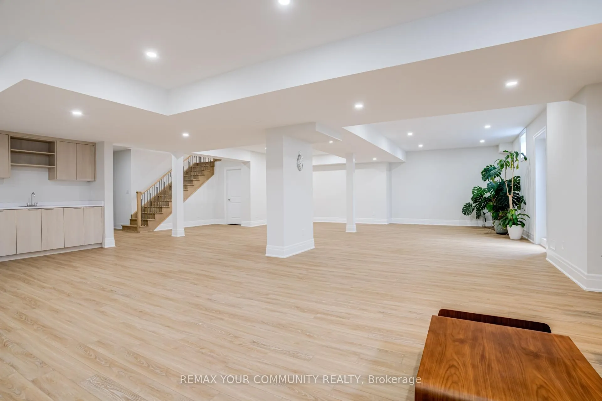 Photo 44 of 9 Casavant Court, Vaughan, Patterson — HOMEH