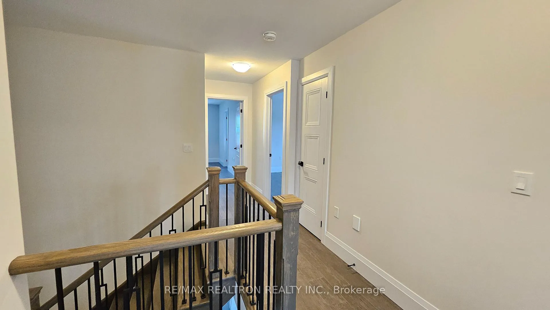 Photo 19 of 672 Lemay Grove, Peterborough, Monaghan Ward 2 — HOMEH