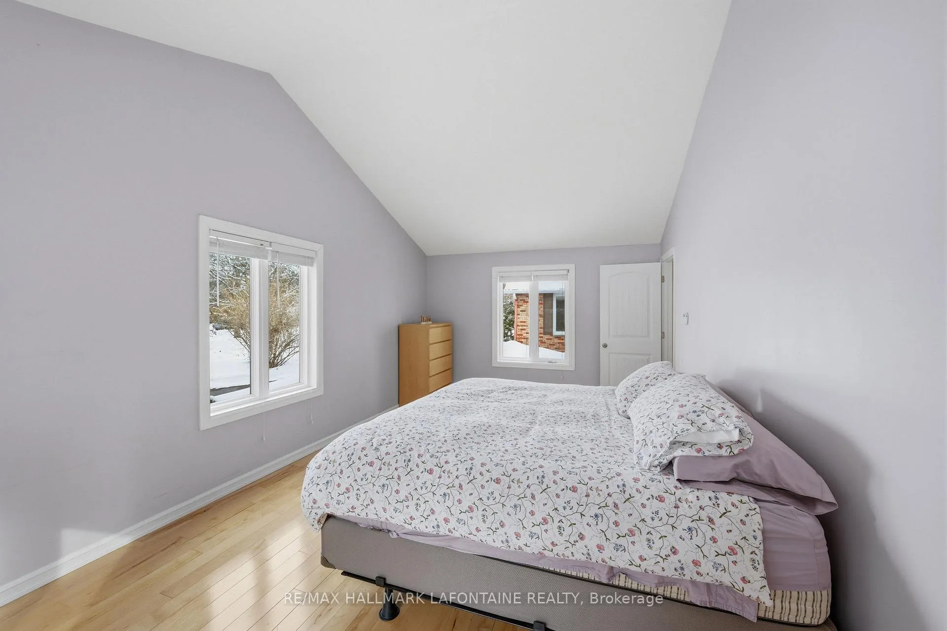 Photo 21 of 1460 Kinsella Drive, Ottawa, Cumberland Estates — HOMEH