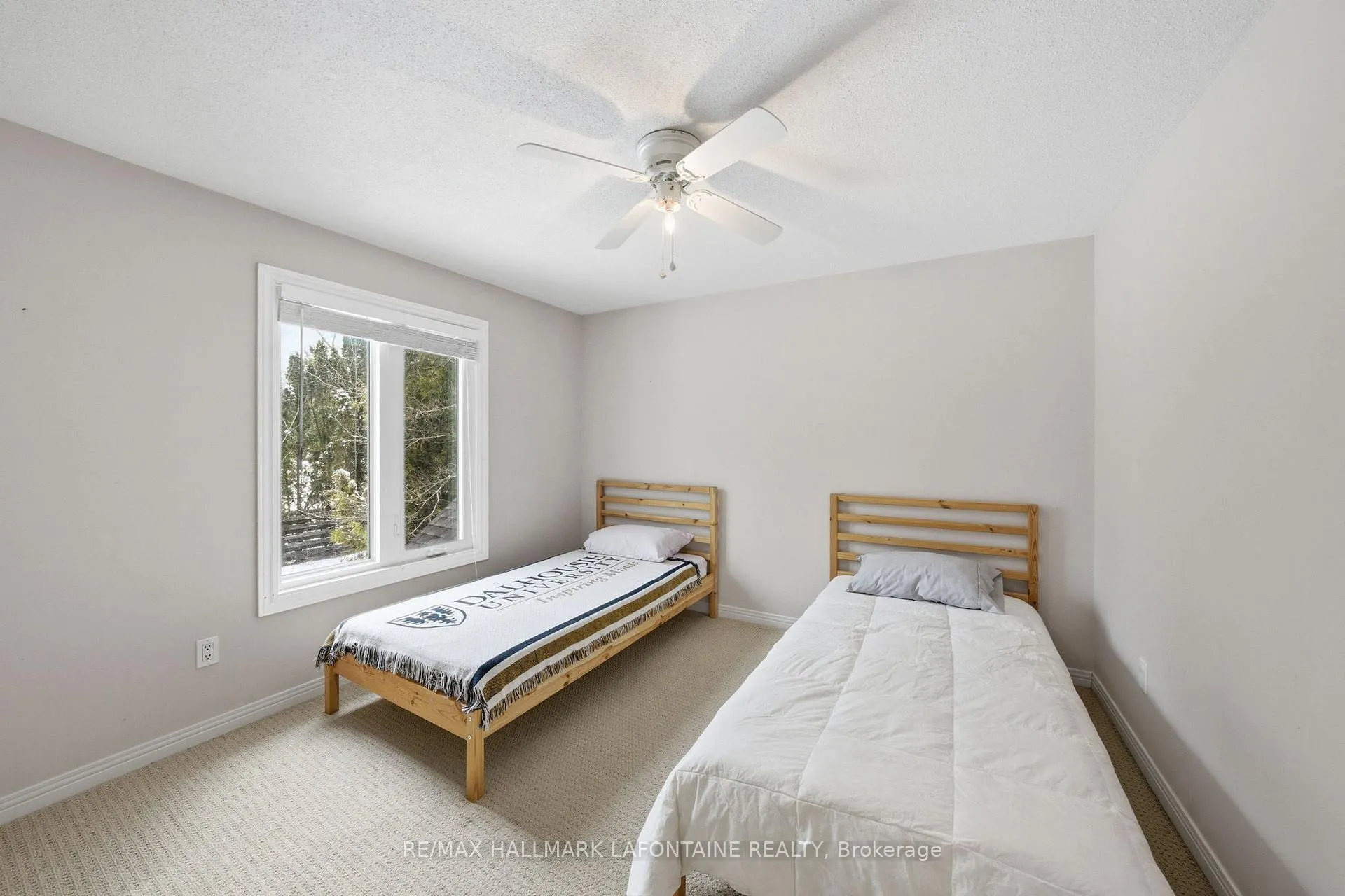 Photo 26 of 1460 Kinsella Drive, Ottawa, Cumberland Estates — HOMEH