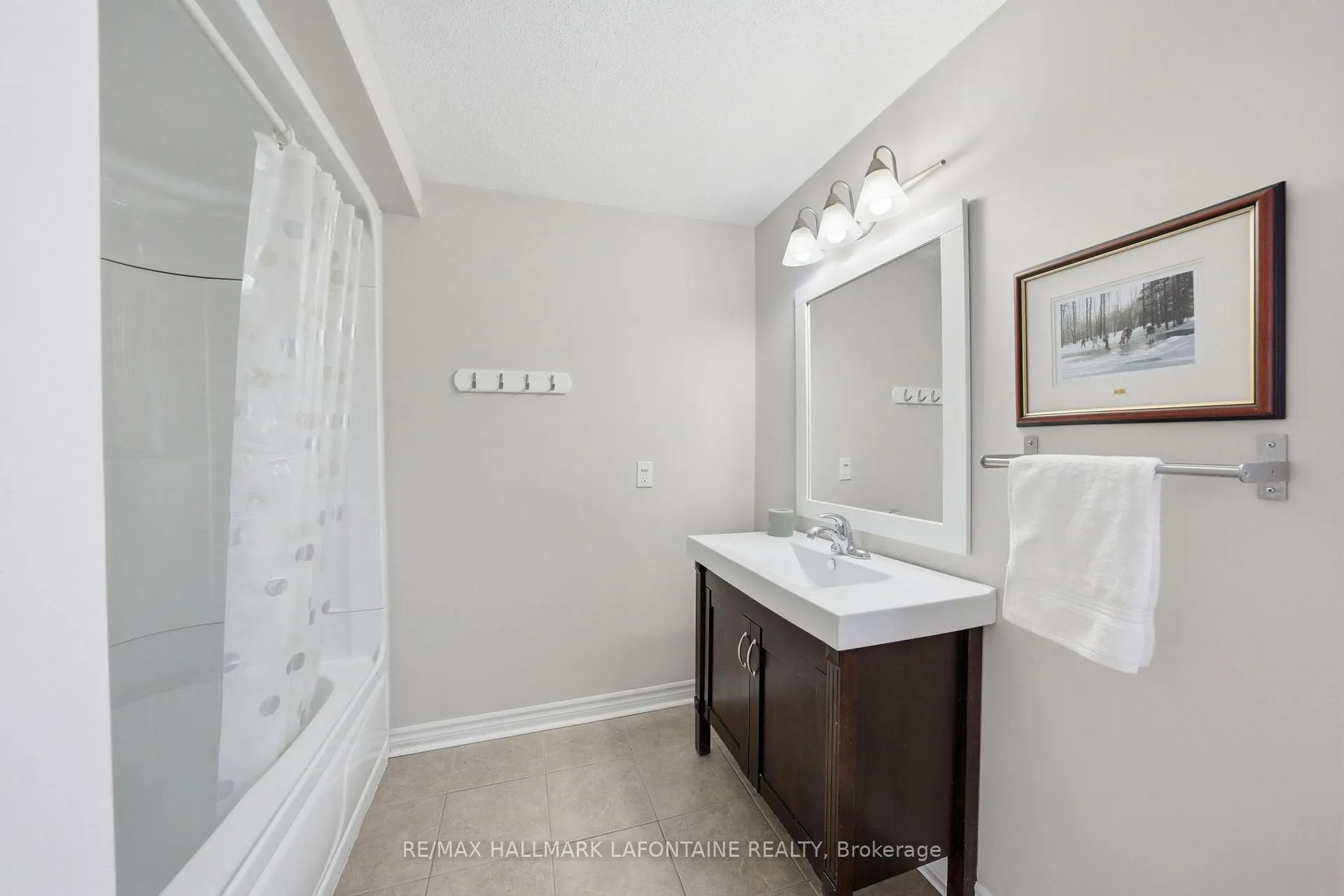 Photo 28 of 1460 Kinsella Drive, Ottawa, Cumberland Estates — HOMEH