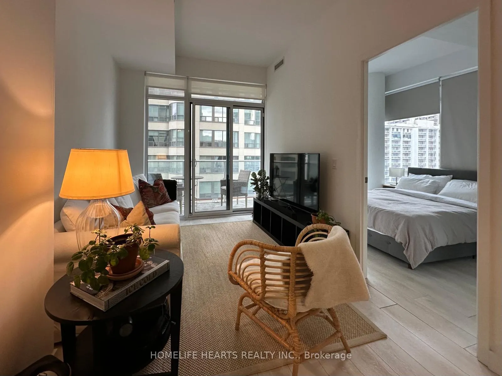 Photo 3 of Unit 703, 18 Maitland Terrace, Toronto, Church-Yonge Corridor — HOMEH