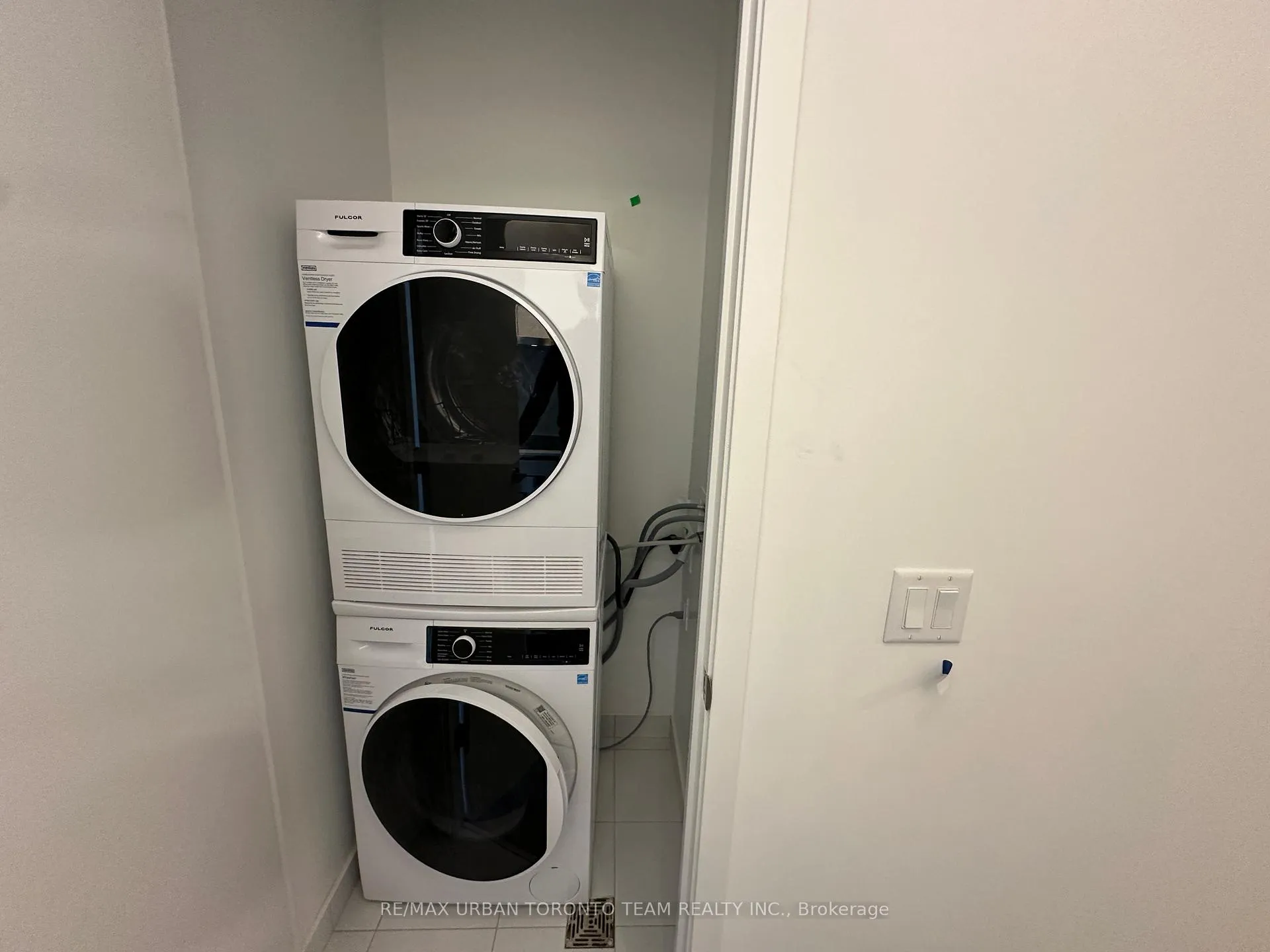 Photo 11 of Unit 2802, 180 Front Street E, Toronto, Moss Park — HOMEH