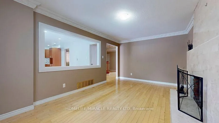 Photo 6 of 118 Wexford Road, Brampton, Heart Lake West — HOMEH
