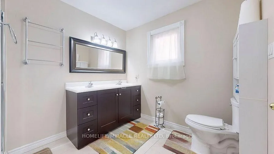 Photo 14 of 118 Wexford Road, Brampton, Heart Lake West — HOMEH