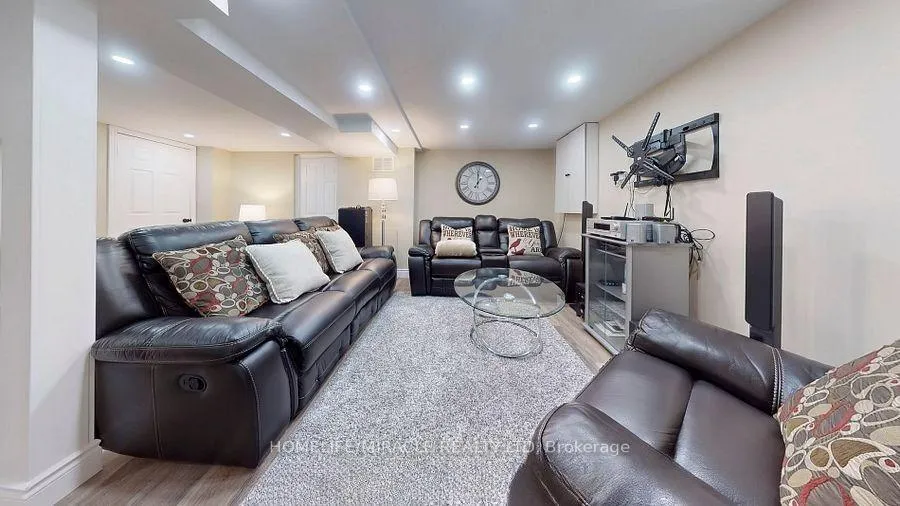 Photo 20 of 118 Wexford Road, Brampton, Heart Lake West — HOMEH