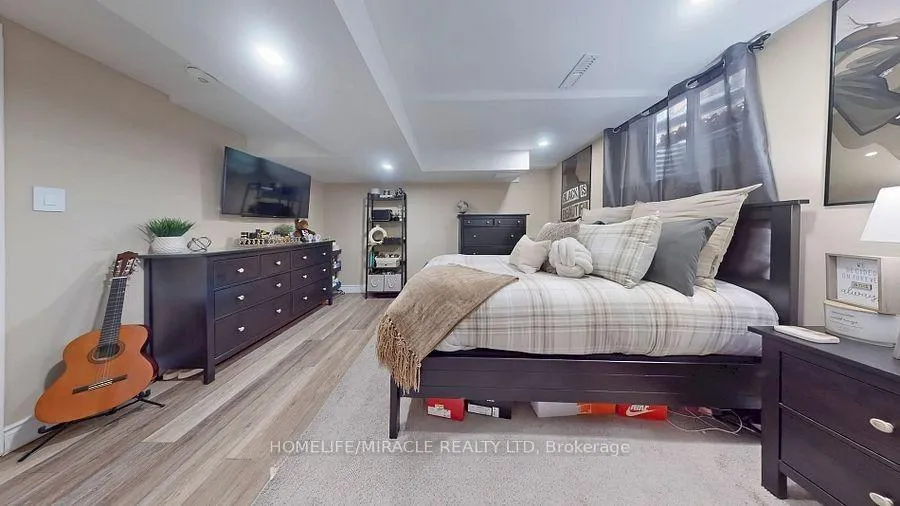Photo 23 of 118 Wexford Road, Brampton, Heart Lake West — HOMEH