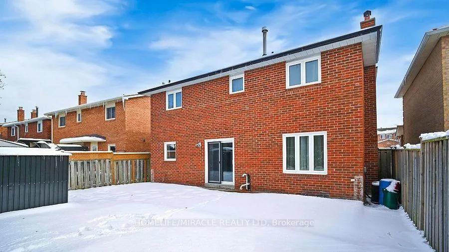 Photo 25 of 118 Wexford Road, Brampton, Heart Lake West — HOMEH