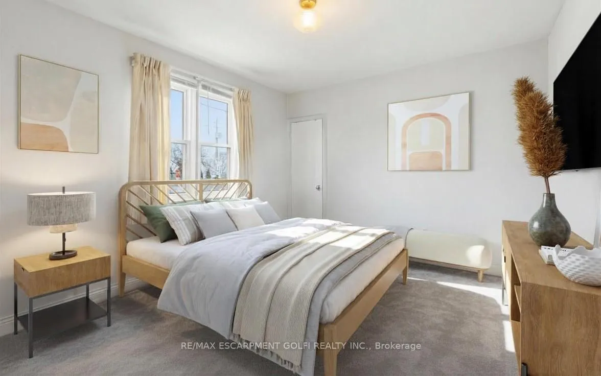 Photo 13 of 306 Concession Street, Hamilton, Inch Park — HOMEH