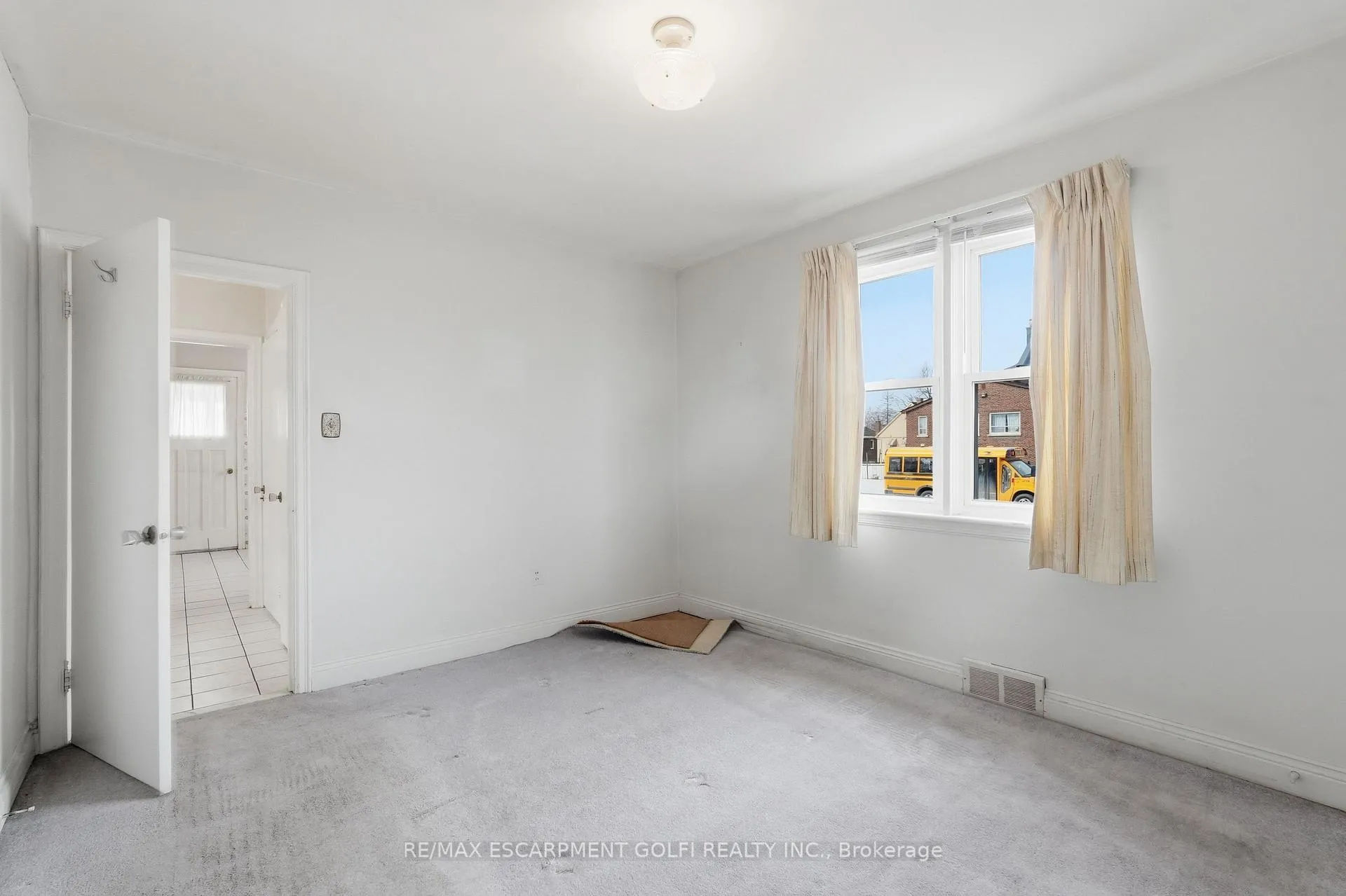 Photo 15 of 306 Concession Street, Hamilton, Inch Park — HOMEH