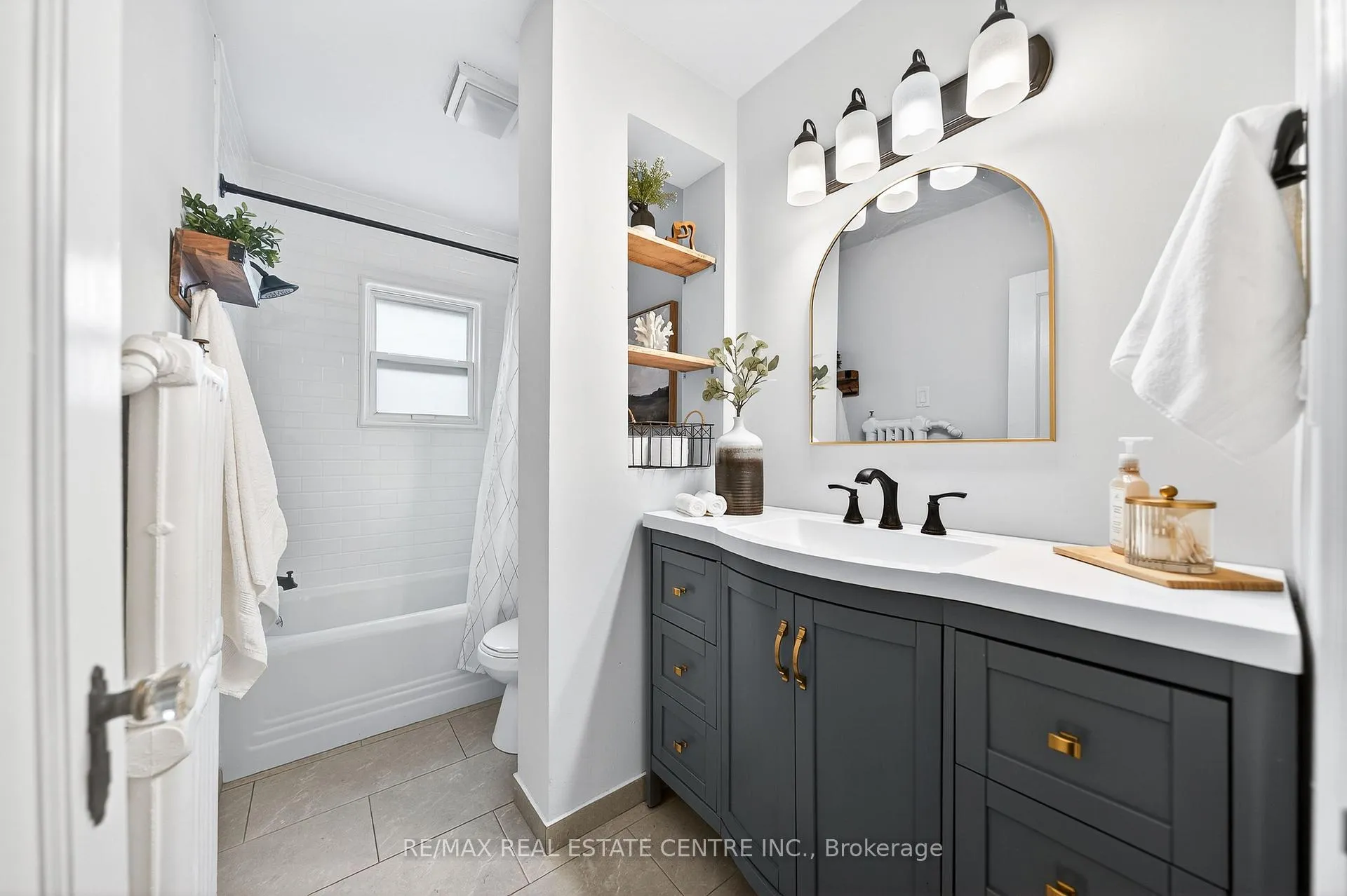 Photo 23 of 447 Herkimer Street, Hamilton, Kirkendall — HOMEH