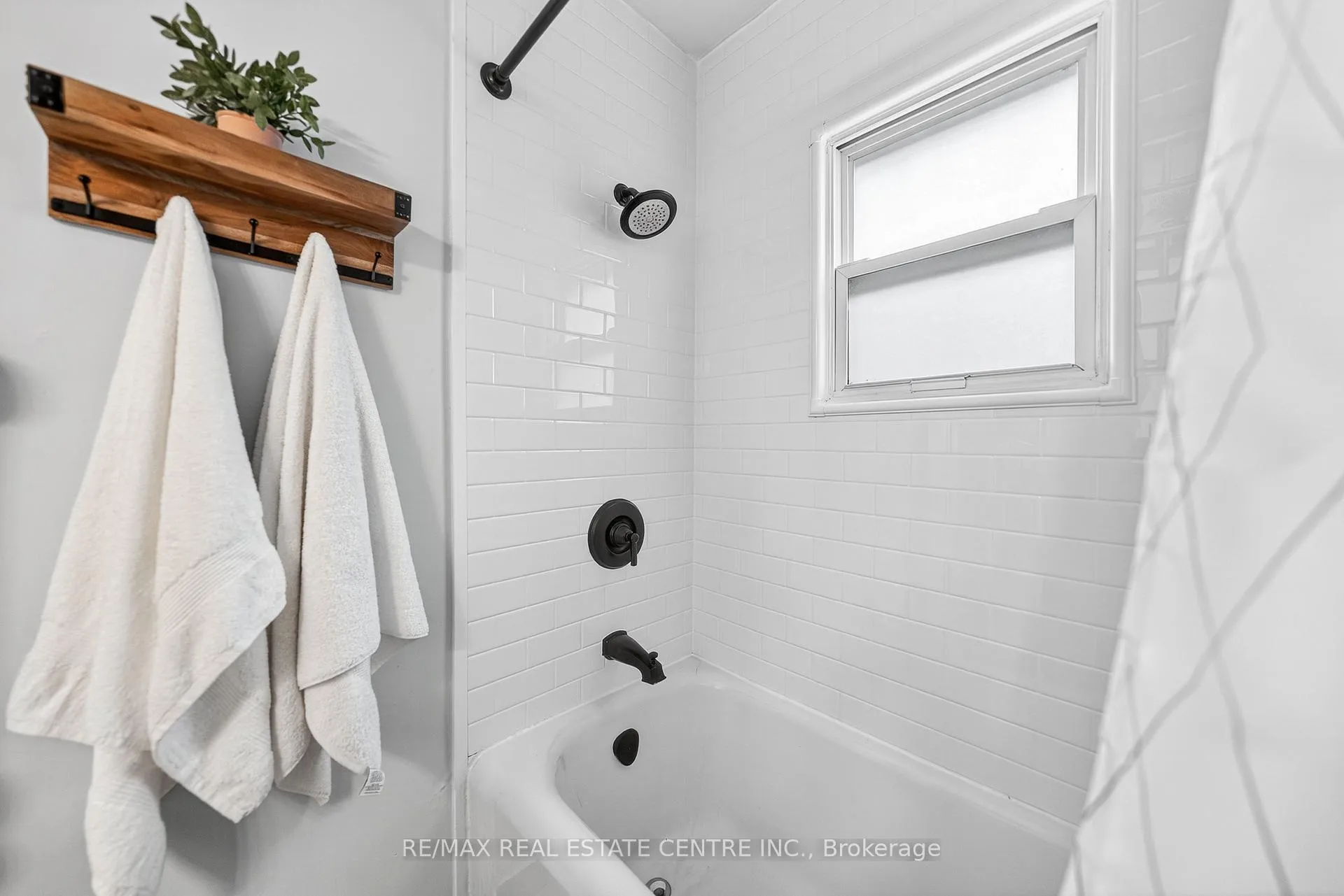 Photo 25 of 447 Herkimer Street, Hamilton, Kirkendall — HOMEH