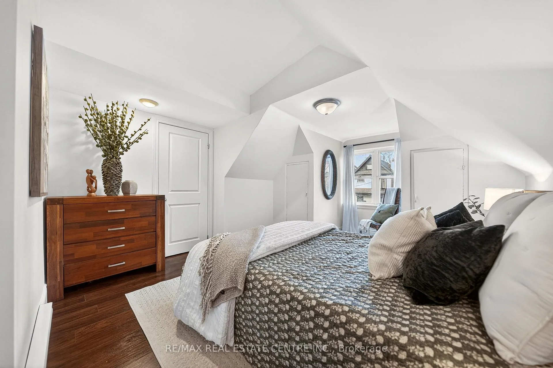 Photo 29 of 447 Herkimer Street, Hamilton, Kirkendall — HOMEH
