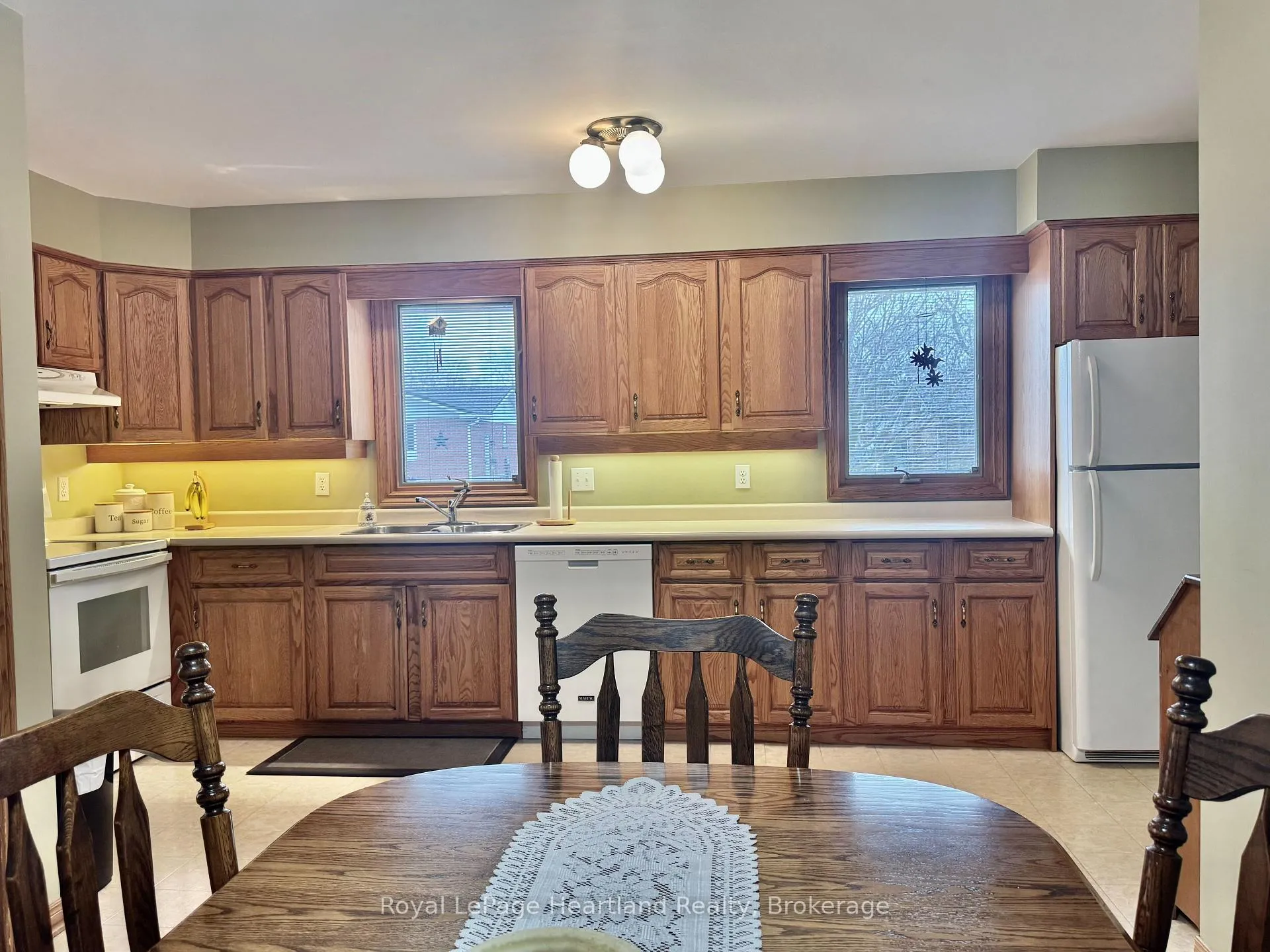 Photo 5 of 36 McDonald Street, Stratford — HOMEH