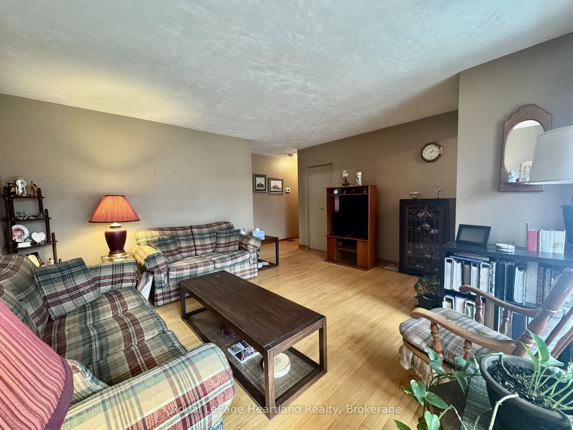Photo 12 of 36 McDonald Street, Stratford — HOMEH