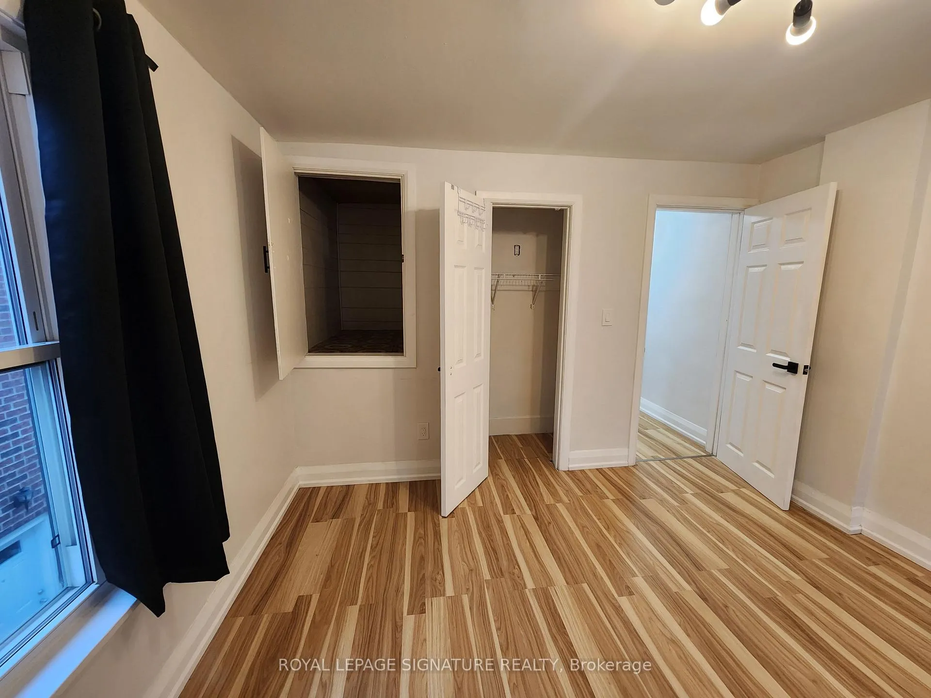Photo 6 of 731 St Antoine Crescent, Windsor, Sandwich — HOMEH
