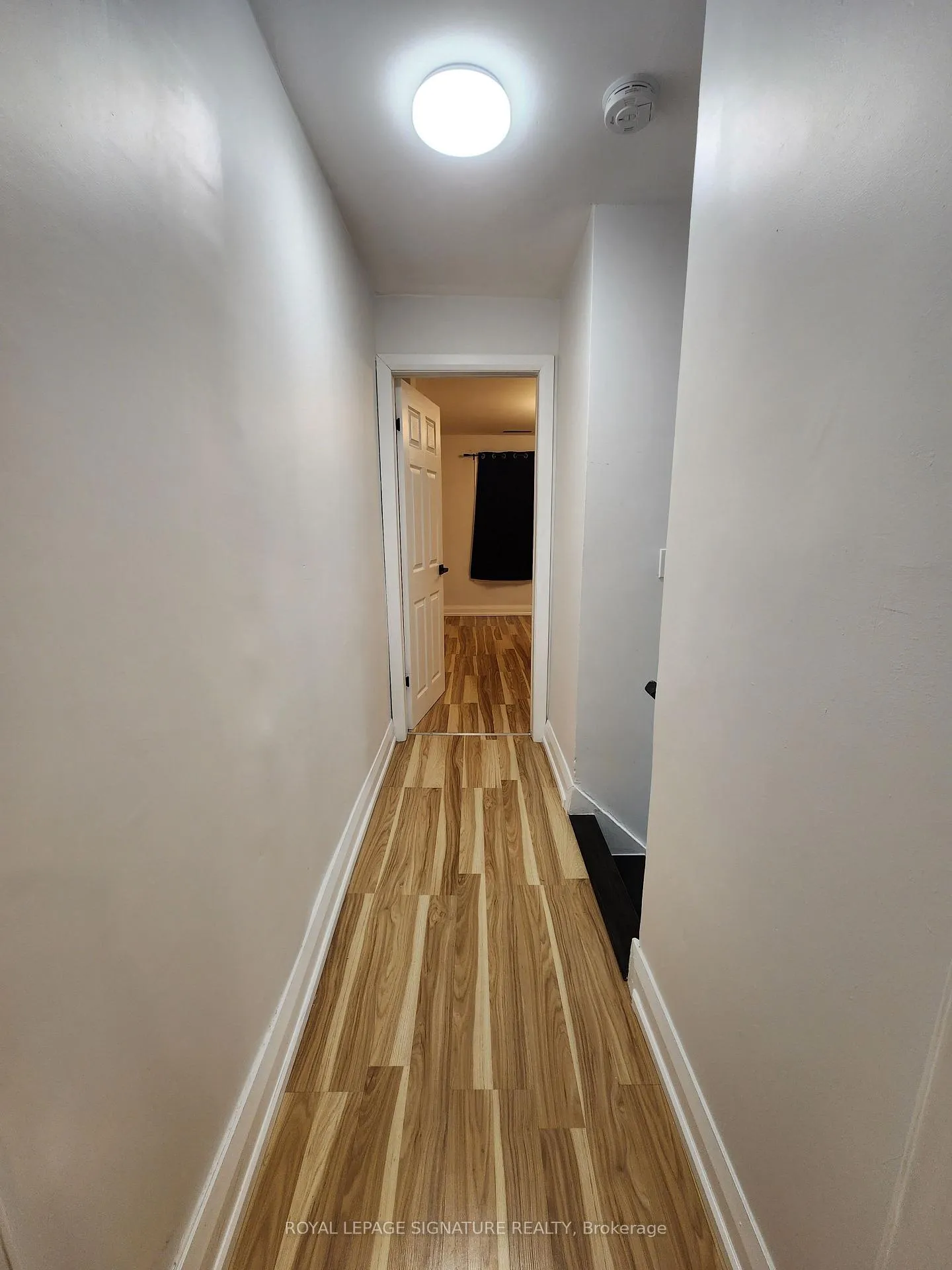Photo 8 of 731 St Antoine Crescent, Windsor, Sandwich — HOMEH
