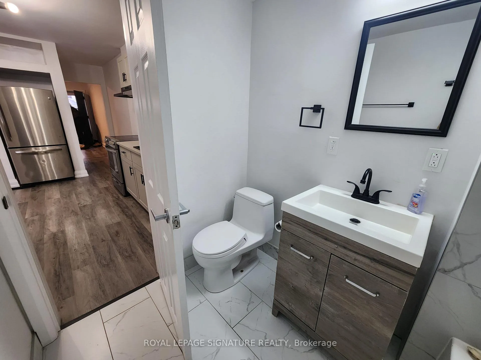 Photo 17 of 731 St Antoine Crescent, Windsor, Sandwich — HOMEH