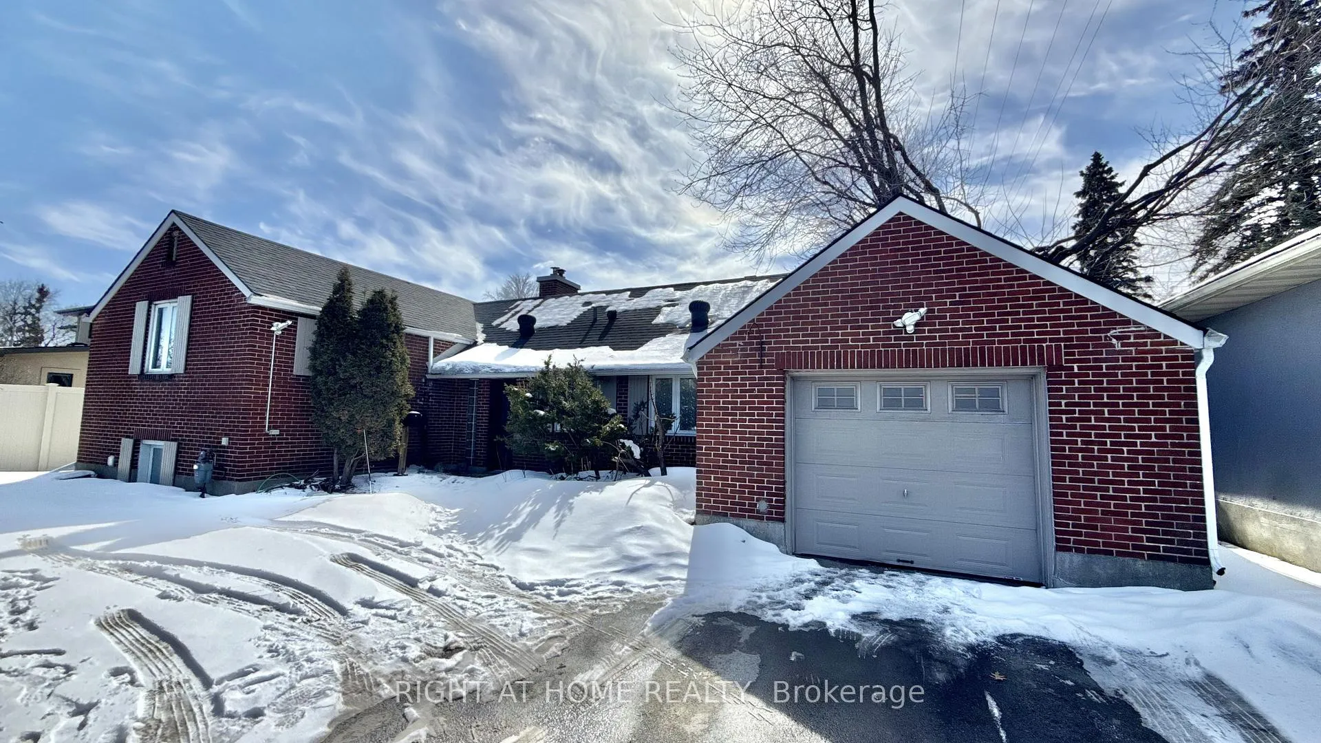 Photo 1 of 254 Smyth Road, Ottawa, Alta Vista/Faircrest Heights — HOMEH