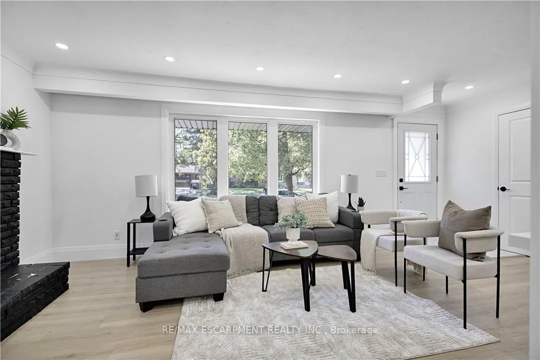 Photo 15 of 7 Swan Drive, St. Catharines, Glendale/Glenridge — HOMEH