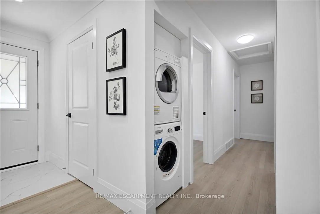 Photo 16 of 7 Swan Drive, St. Catharines, Glendale/Glenridge — HOMEH