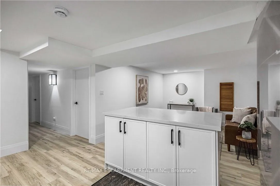 Photo 27 of 7 Swan Drive, St. Catharines, Glendale/Glenridge — HOMEH