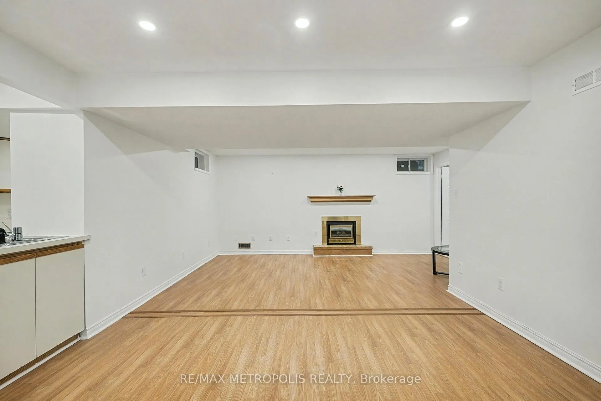 Photo 7 of Unit BSMT, 1105 Petunia Place, Pickering, Rougemount — HOMEH
