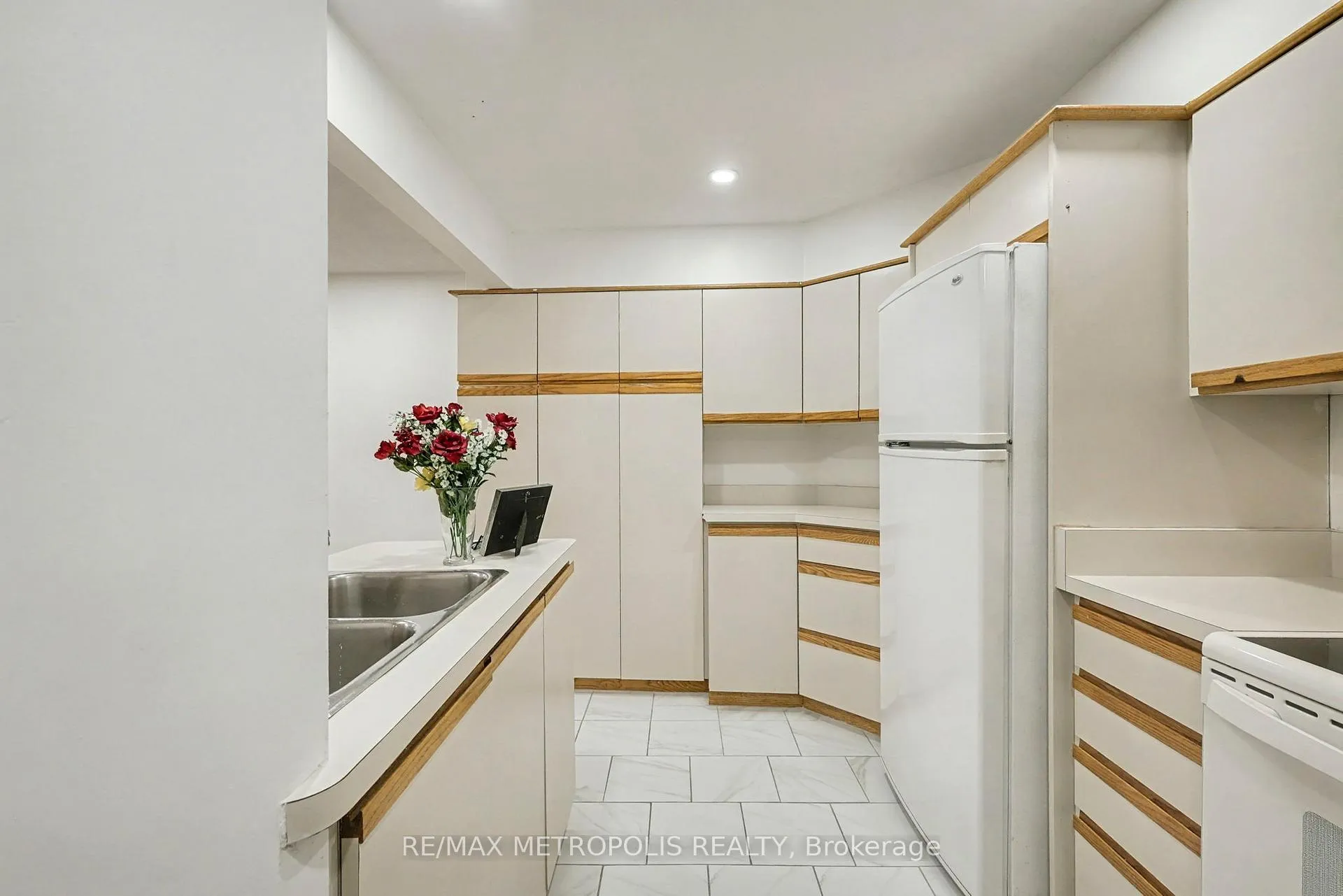 Photo 15 of Unit BSMT, 1105 Petunia Place, Pickering, Rougemount — HOMEH