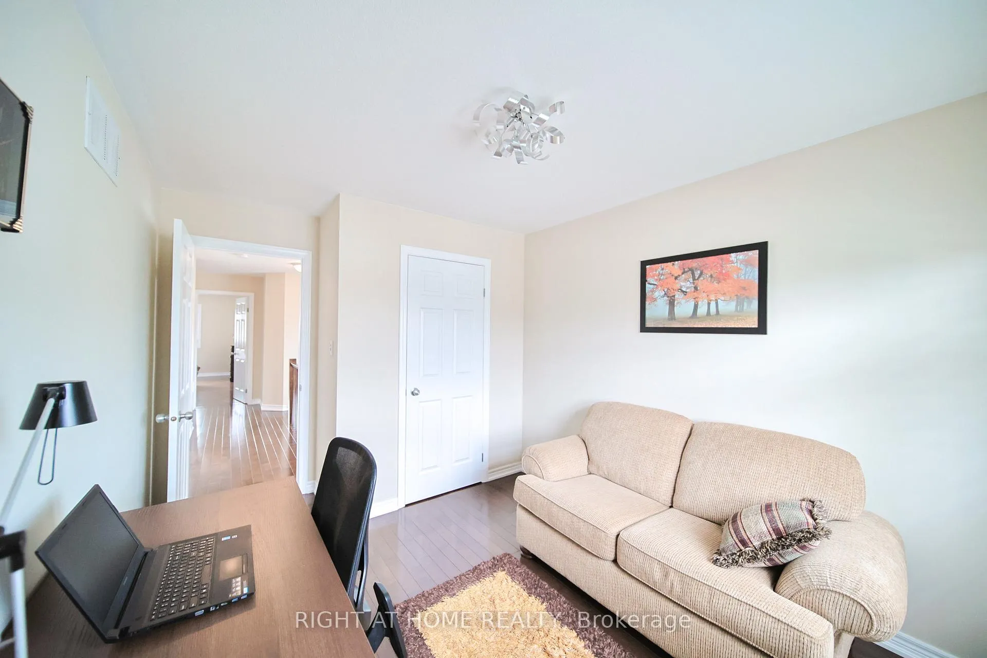 Photo 20 of Unit 12, 400 Stonehenge Drive, Hamilton, Meadowlands — HOMEH