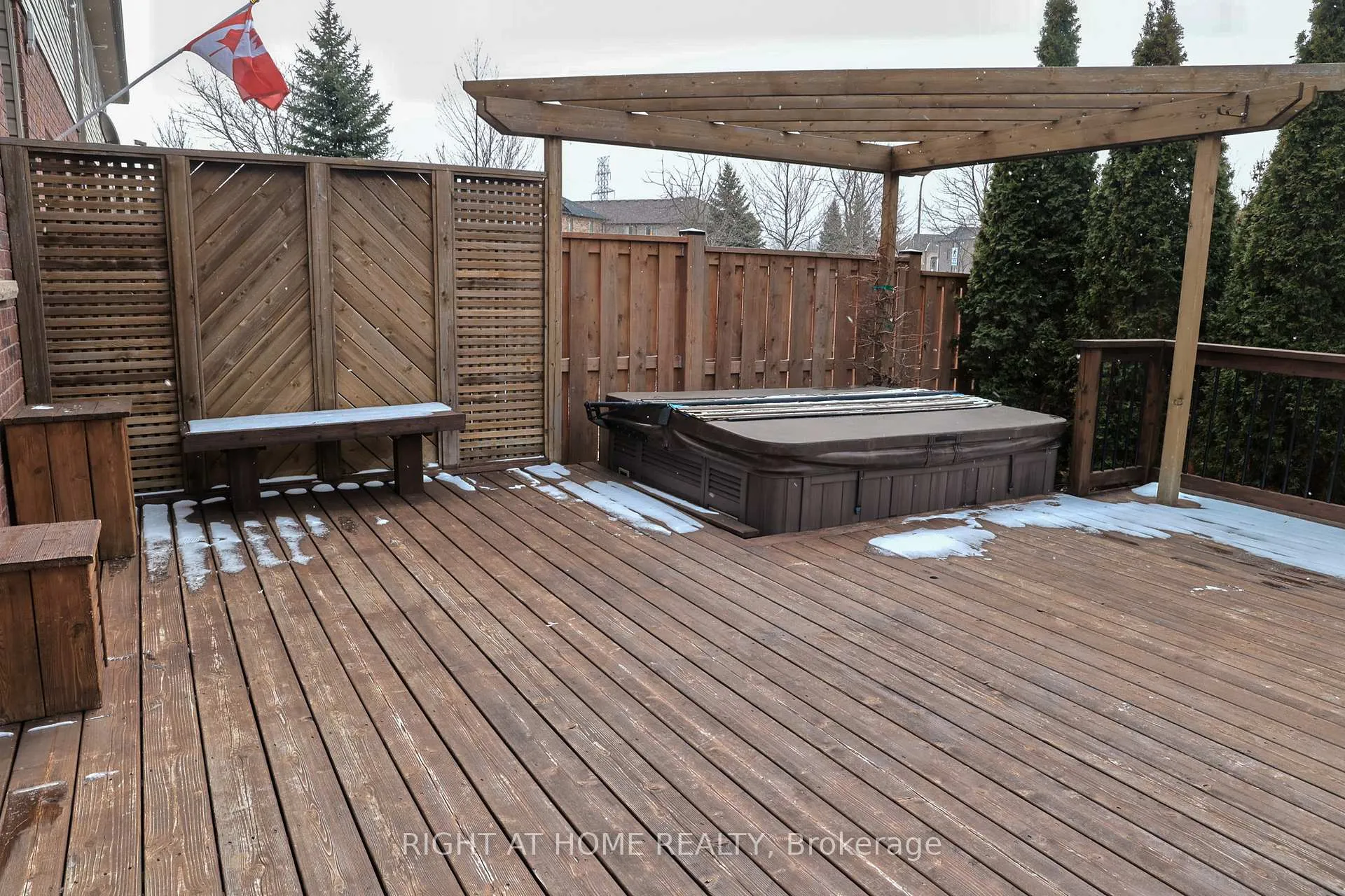 Photo 29 of Unit 12, 400 Stonehenge Drive, Hamilton, Meadowlands — HOMEH