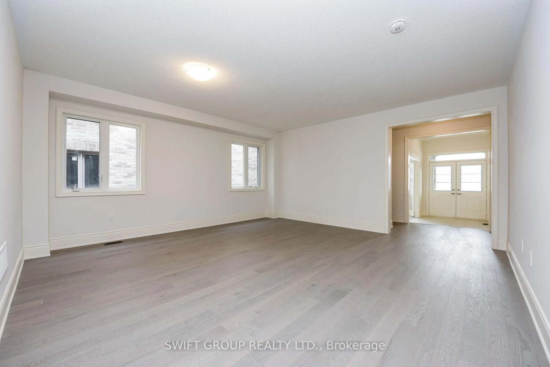 Photo 8 of 492 Skinner Road, Hamilton, Waterdown — HOMEH
