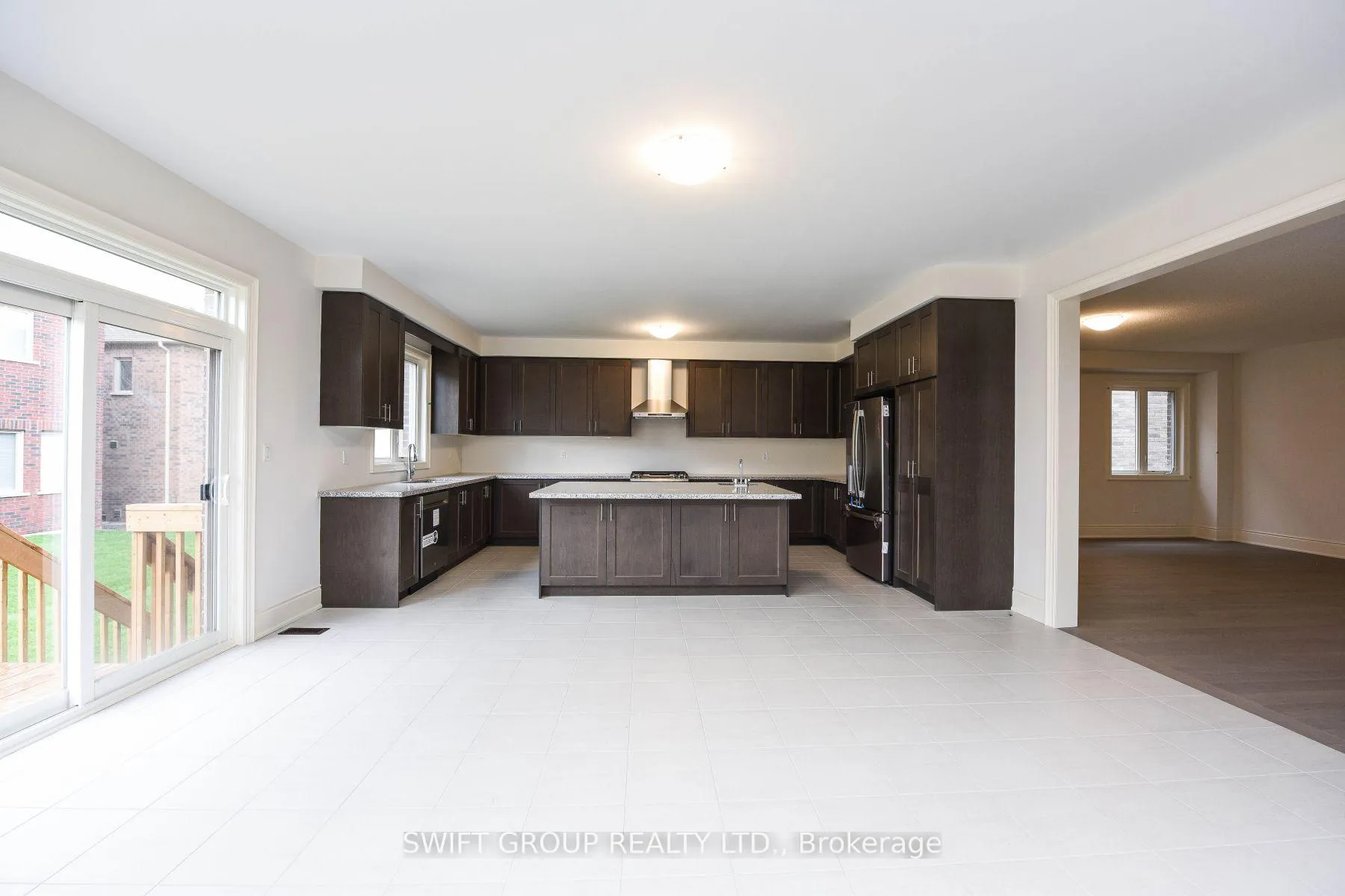 Photo 13 of 492 Skinner Road, Hamilton, Waterdown — HOMEH