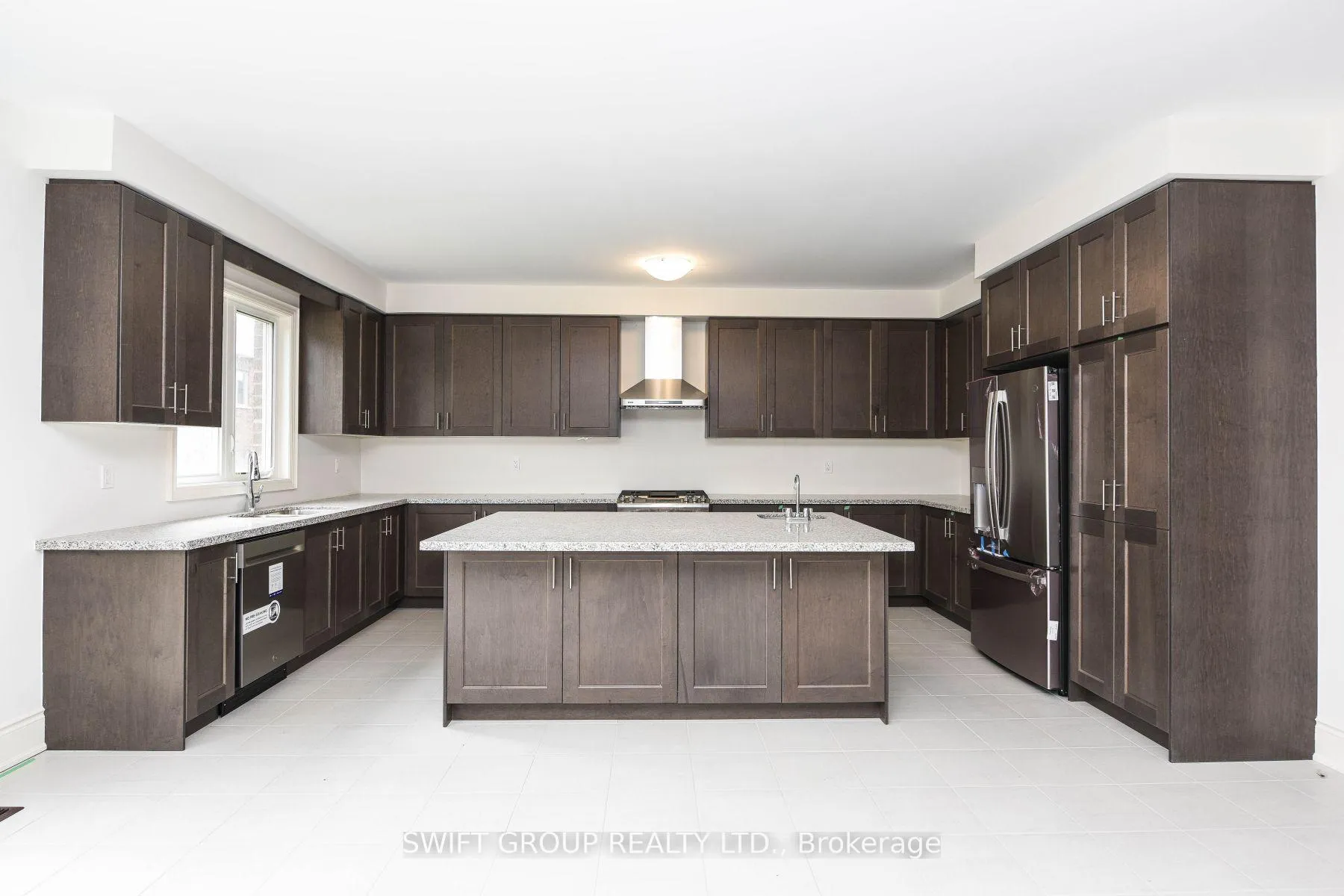 Photo 18 of 492 Skinner Road, Hamilton, Waterdown — HOMEH