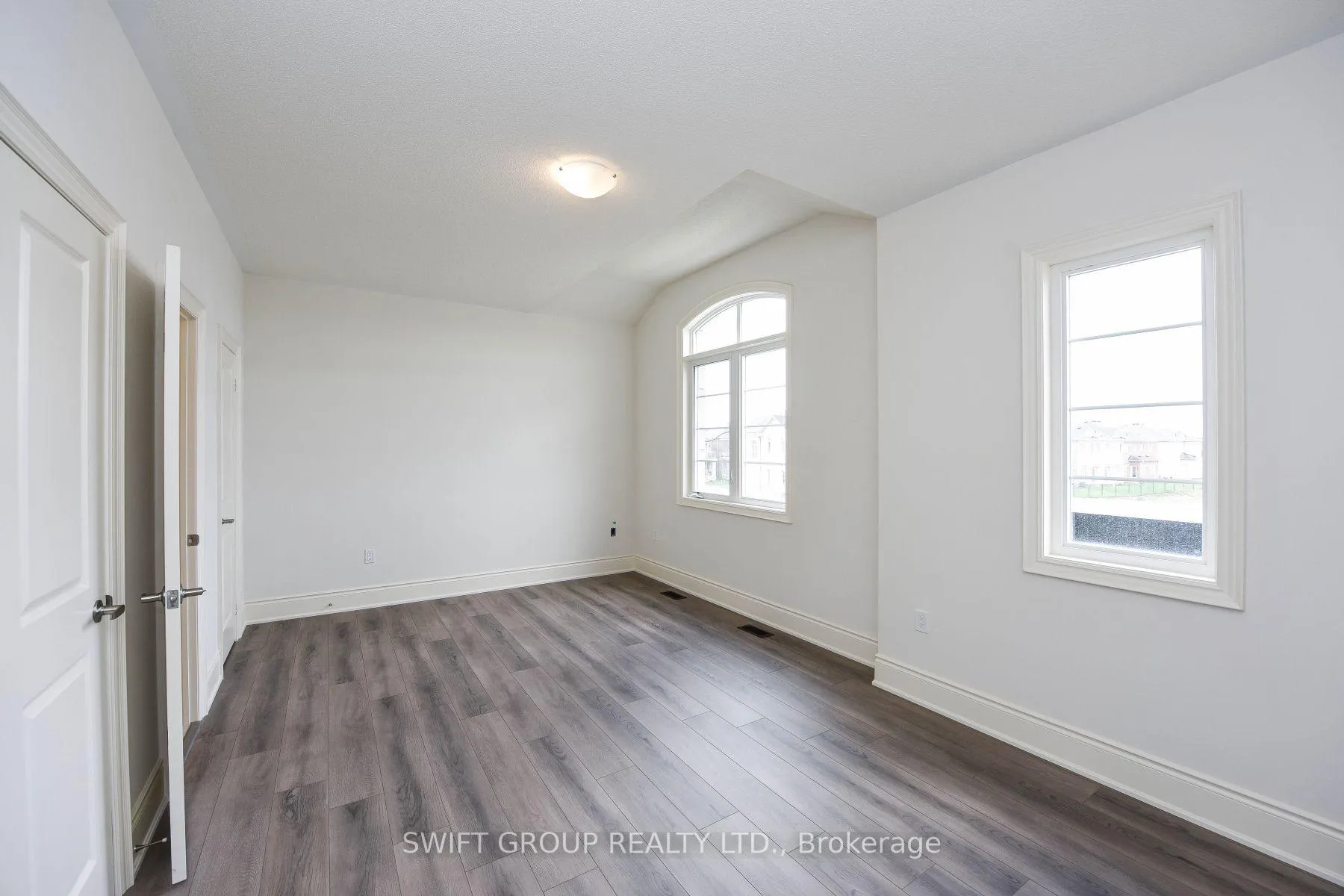 Photo 33 of 492 Skinner Road, Hamilton, Waterdown — HOMEH