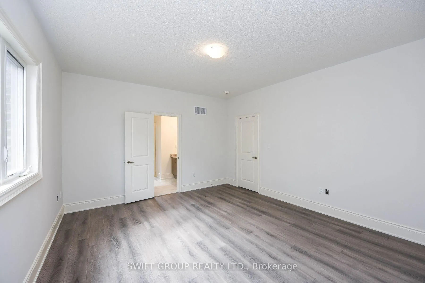 Photo 36 of 492 Skinner Road, Hamilton, Waterdown — HOMEH