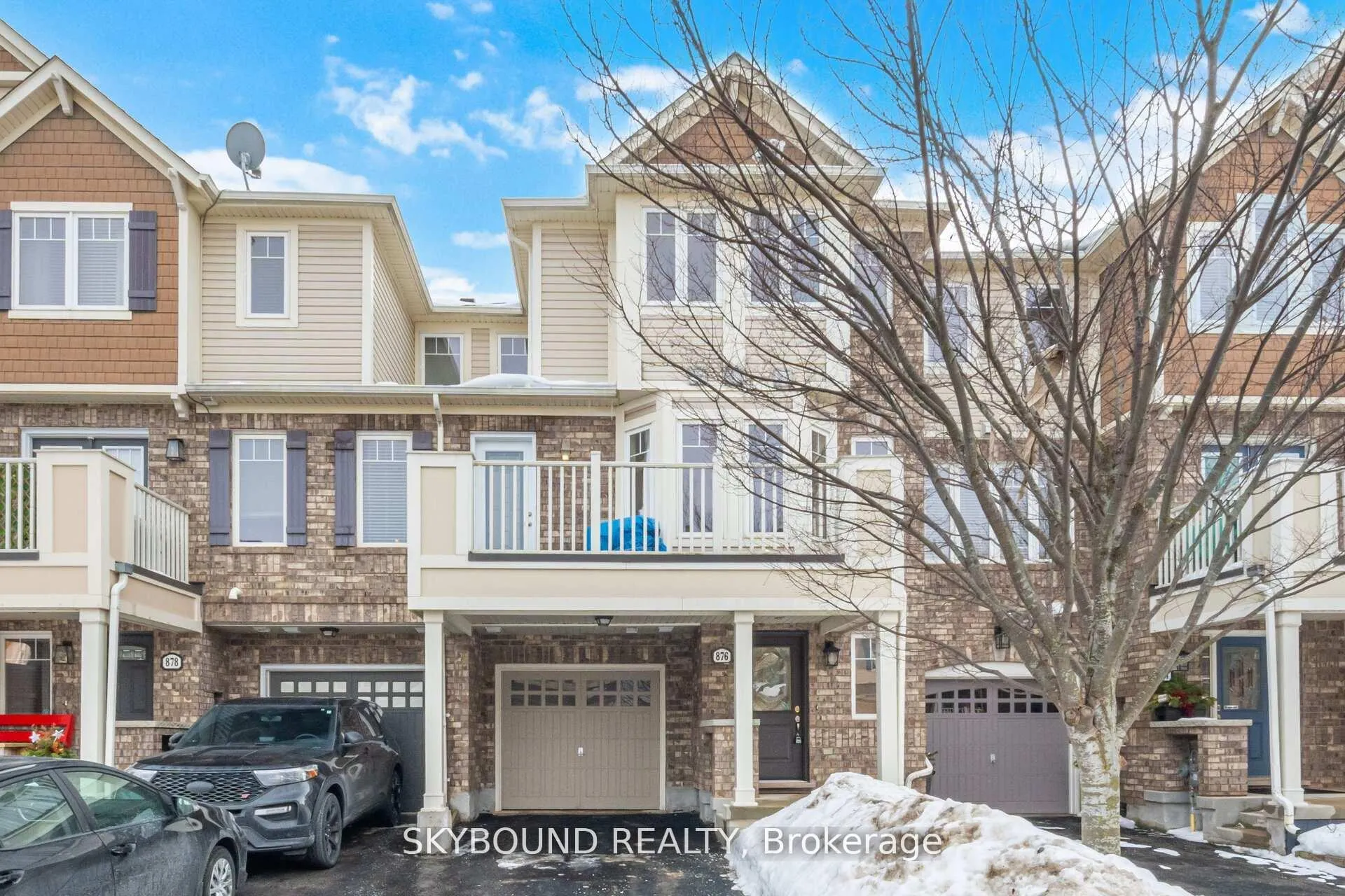Front of 876 Fowles Court