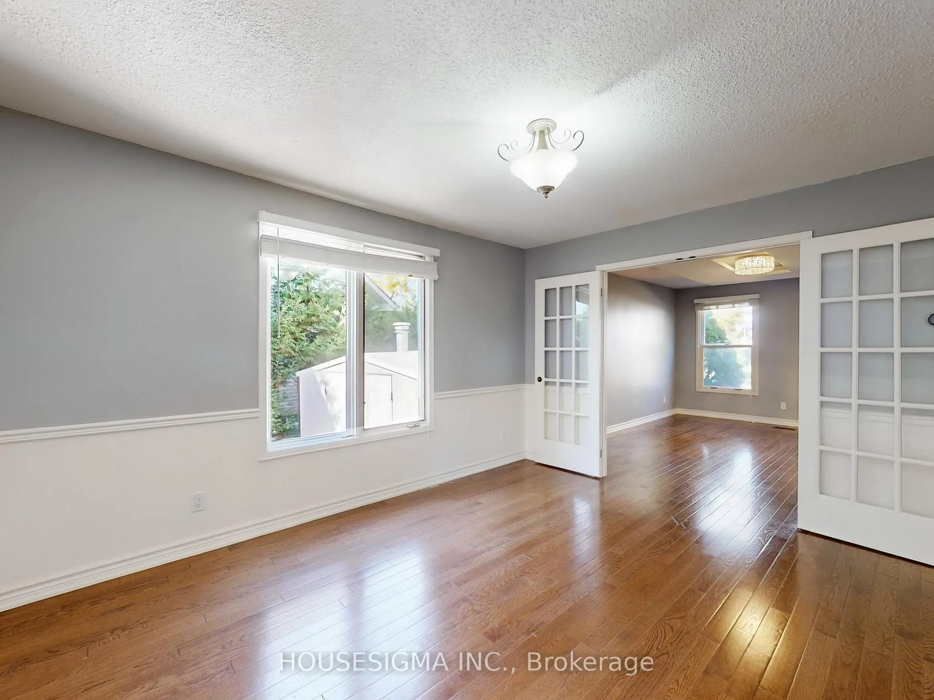 Photo 7 of 952 Peggoty Circle, Oshawa, Eastdale — HOMEH