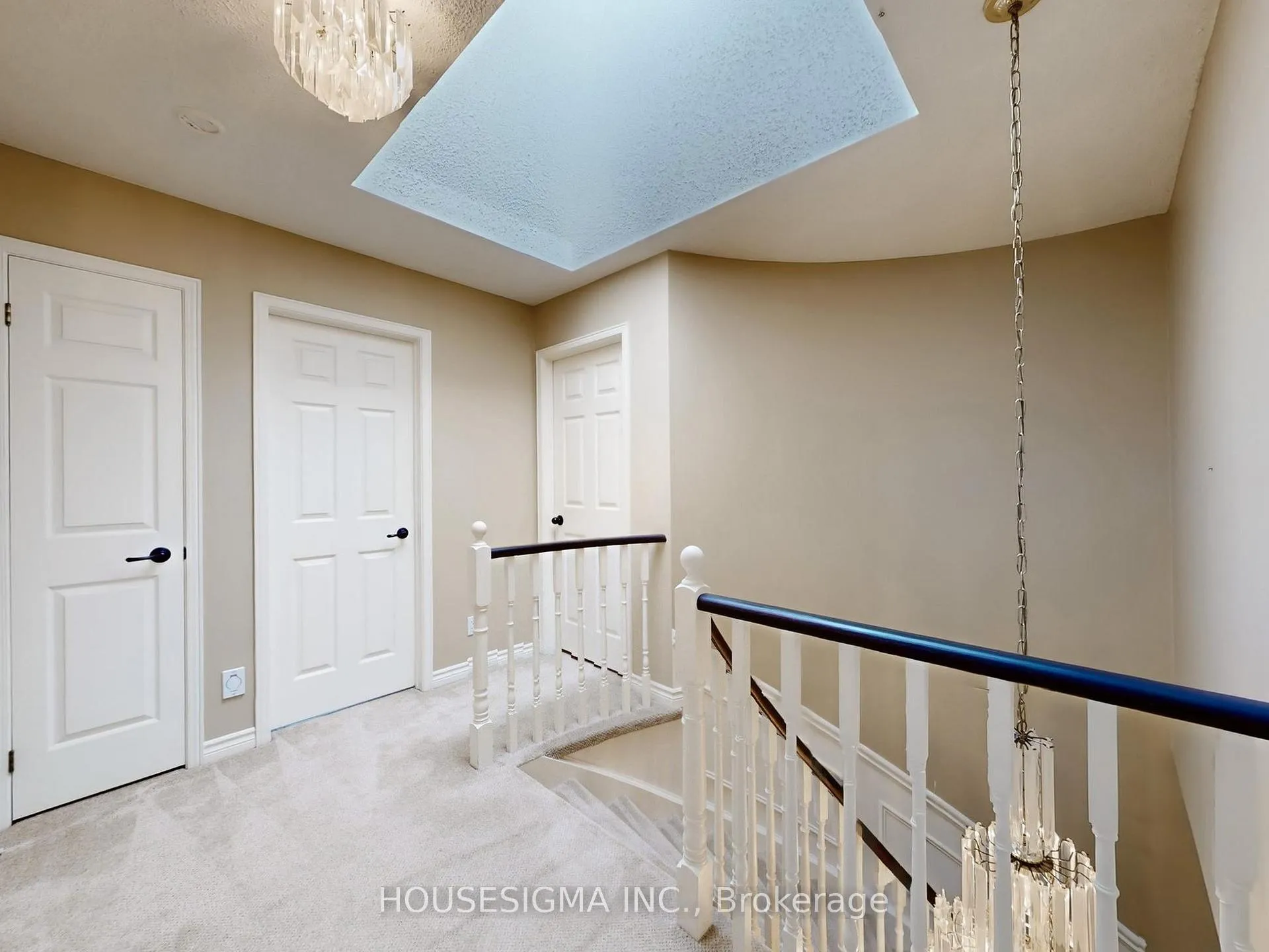 Photo 18 of 952 Peggoty Circle, Oshawa, Eastdale — HOMEH