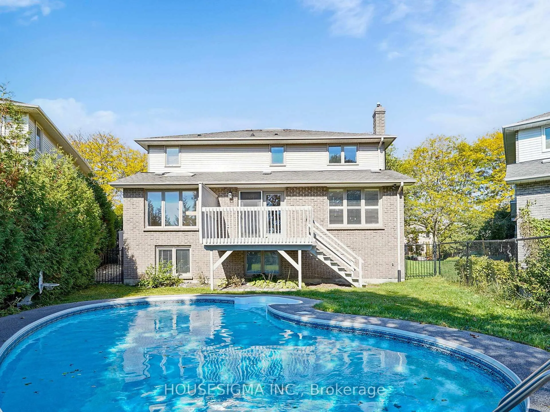 Photo 42 of 952 Peggoty Circle, Oshawa, Eastdale — HOMEH