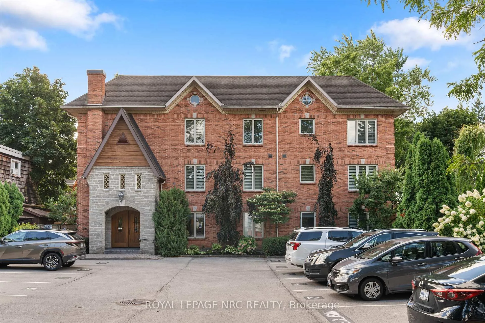 Photo 1 of Unit 101, 55 Main Street, St. Catharines, Port Dalhousie — HOMEH