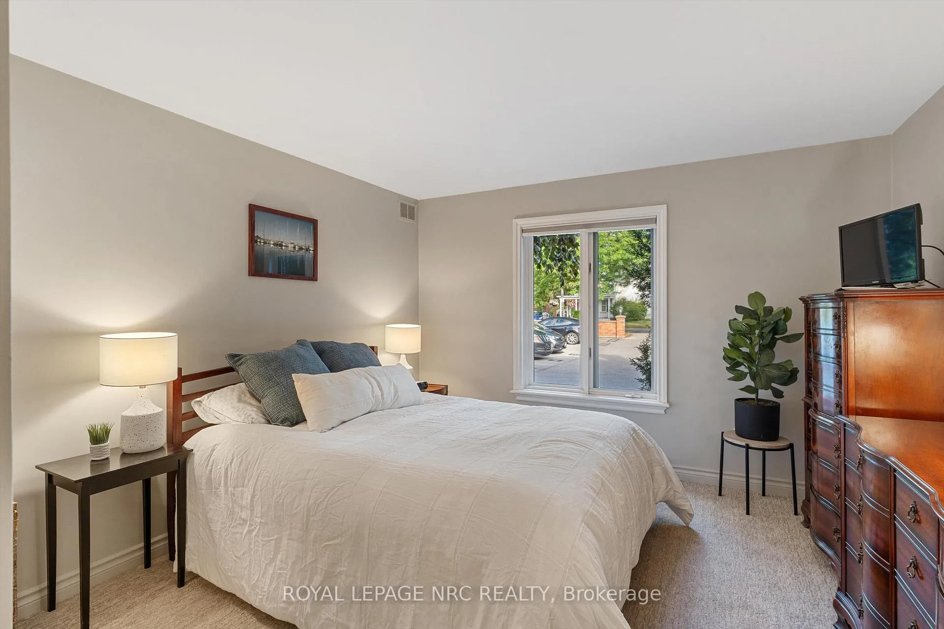 Photo 13 of Unit 101, 55 Main Street, St. Catharines, Port Dalhousie — HOMEH