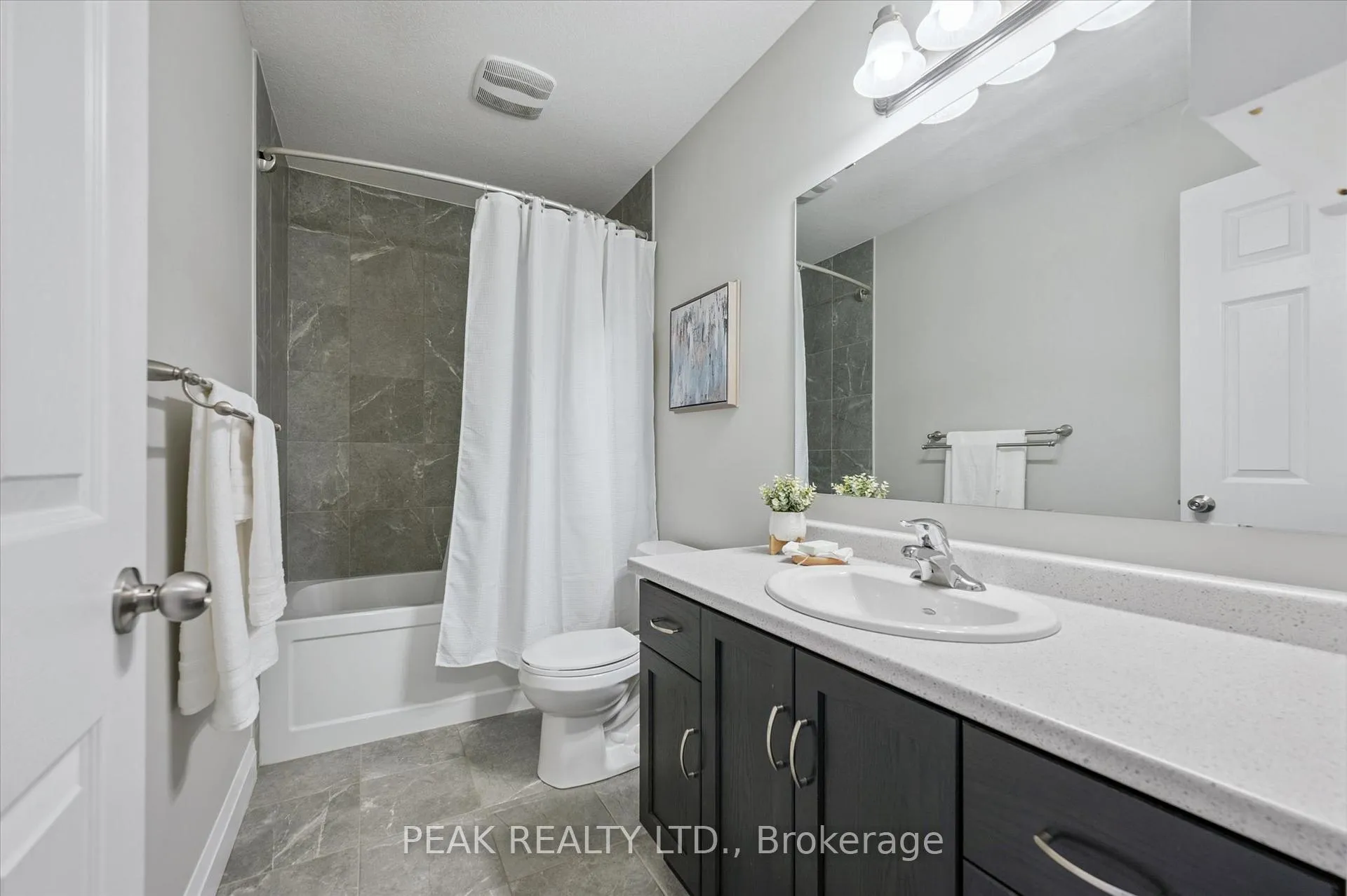 Photo 31 of 176 Snyder Avenue N, Woolwich — HOMEH